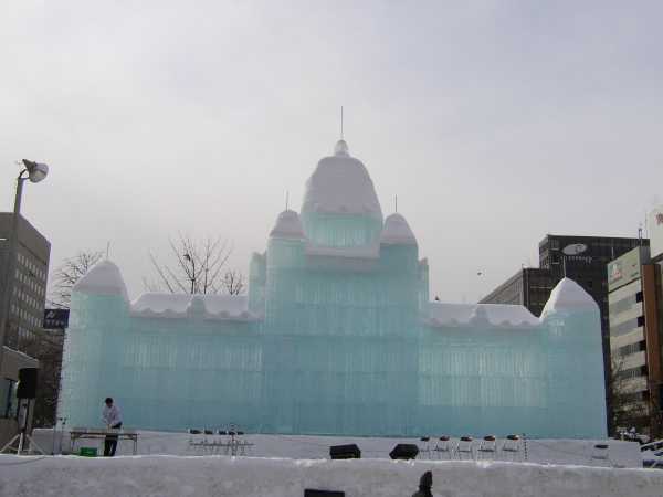 ロイヤル・エキシビジョン・ビルの大氷像