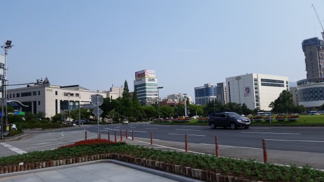 韓国銀行方面の風景