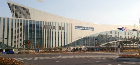 釜山港国際旅客（フェリー）ターミナル