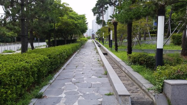 雲村APEC記念公園の散策路