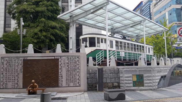 復元された釜山電車
