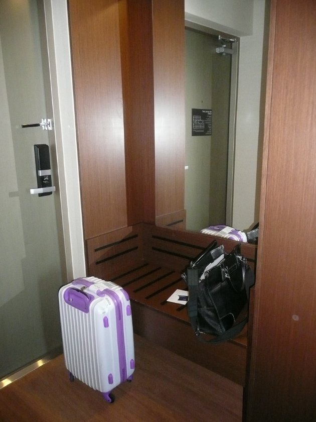 クラウンハーバーホテル釜山の部屋の玄関付近