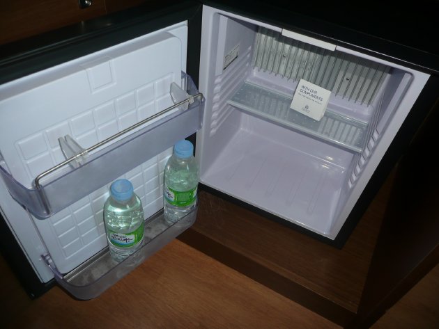 部屋の冷蔵庫