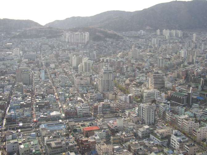釜山（プサン）タワーからの眺望・西の方角の風景