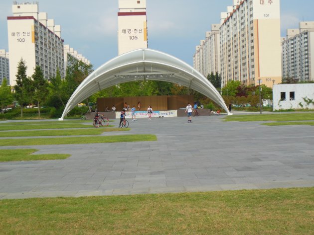 尚武市民公園の野外ステージ
