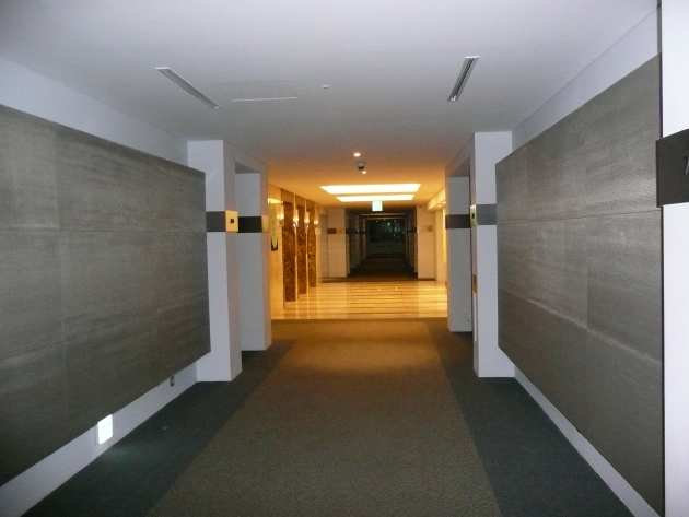 客室フロア7階の廊下