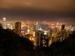 香港トレイルからピークタワーの間から撮影した夜景