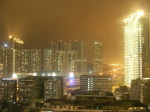 オリンピック駅周辺のマンション街の夜景