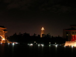 台湾民主公園内の夜の風景